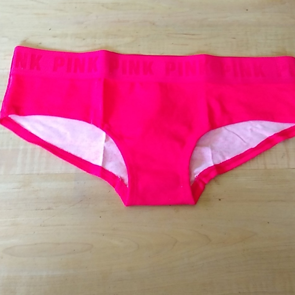 🚨3/$28🚨 NIP-PINK Logo Hipster